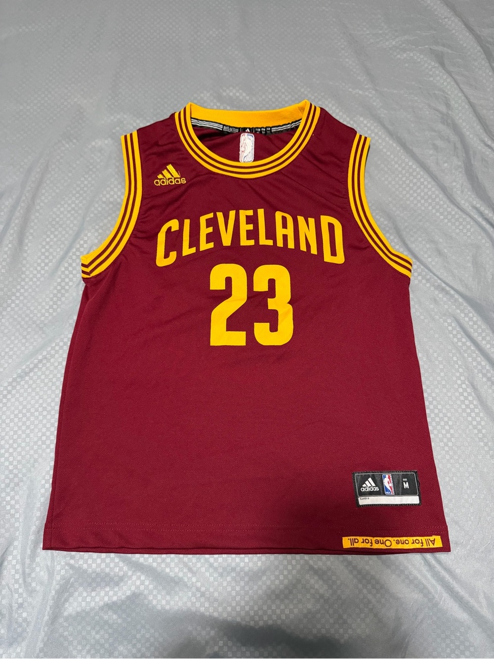 Size M YOUTH - LeBron James Cleveland Cavaliers Adidas Jersey NBA Cavs #23